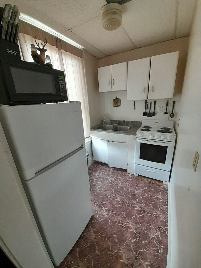 181 Canal St Unit 4