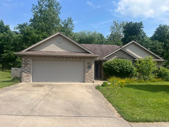Photo - 3806 Snow Leopard Dr House