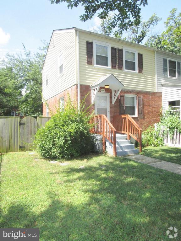 Building Photo - 2227 Arlington Terrace Rental