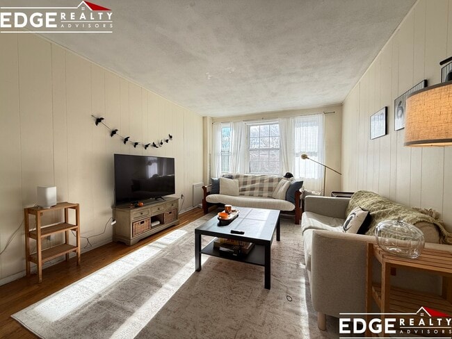 Photo - 2000 Commonwealth Ave Unit 5