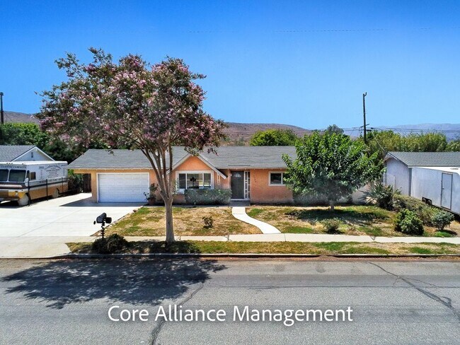 Photo - 3520 Hearst Dr