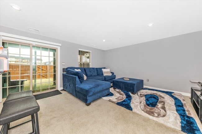 Photo - 166 Drydock Way