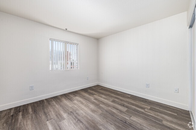 4BR, 2BA - 1282SF - Second Bedroom