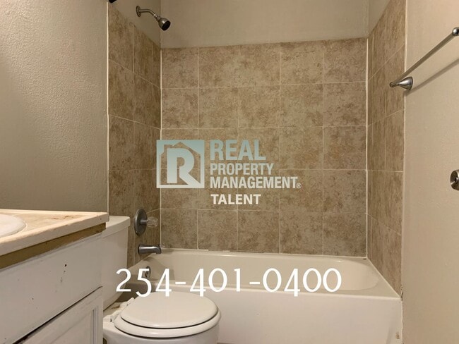 Photo - 2214 Saulsbury Dr Unit C