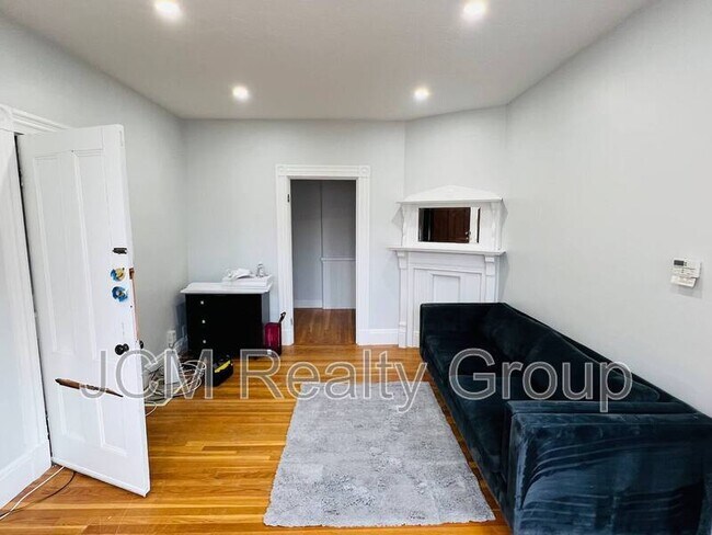 Photo - 10 Union Ave Unit 1 / 1st Floor