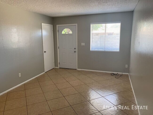 Photo - 8315 N 61st Ave Unit 03