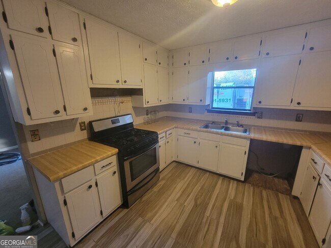 Photo - 2655 Union Rd SW