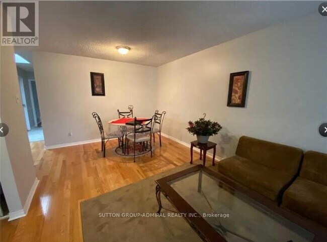 Photo - 4091 Taffey Crescent