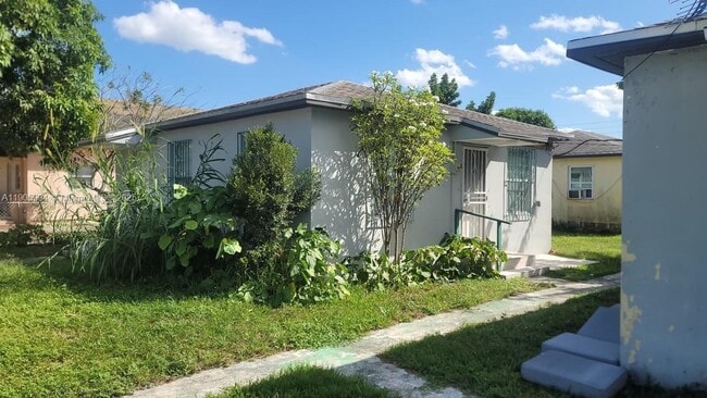 Photo - 2980 NW 28th St