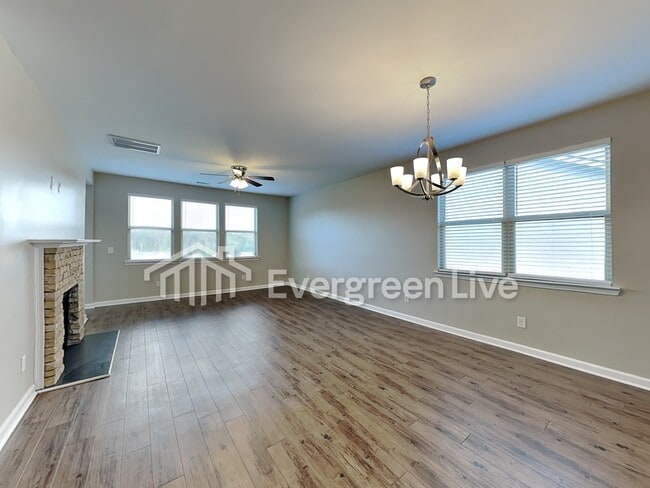 Photo - 1629 Nations Trail