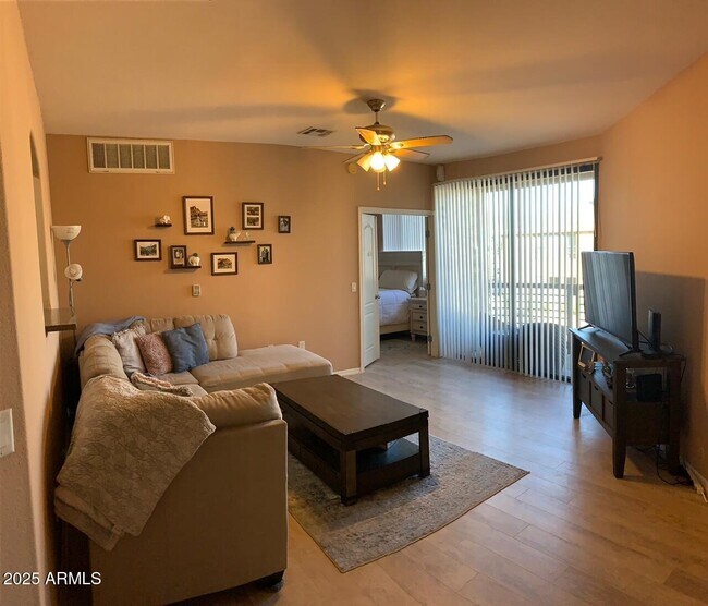 Photo - 6900 E Princess Dr Unidad 2181