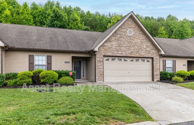 5104 Cates Bend Way