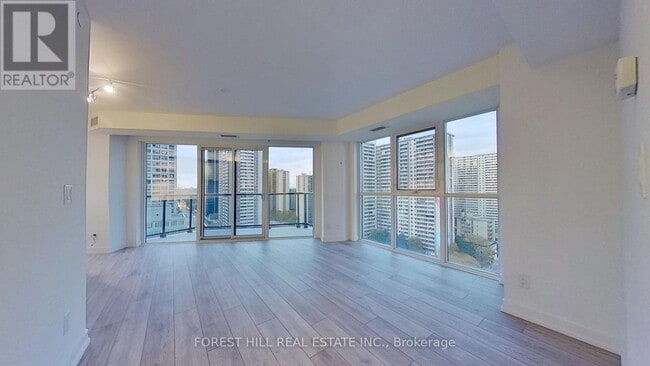 Photo - 159 Wellesley St E Unit 1403