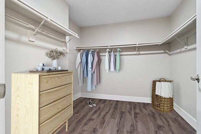 Deerwood Apartments