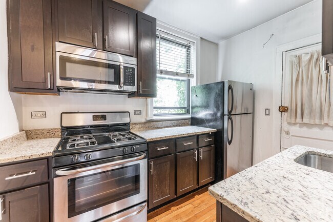 Building Photo - 4717 N Leavitt St Unit 1 Rental