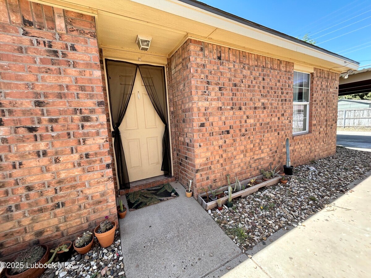 Photo - 1110 82nd St Townhome
