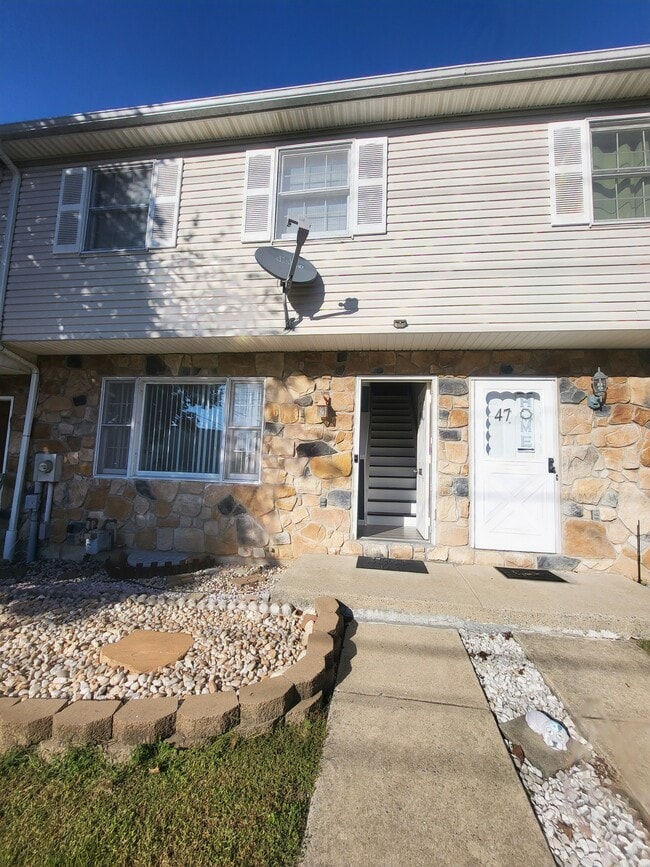 Building Photo - 49 N Carroll St