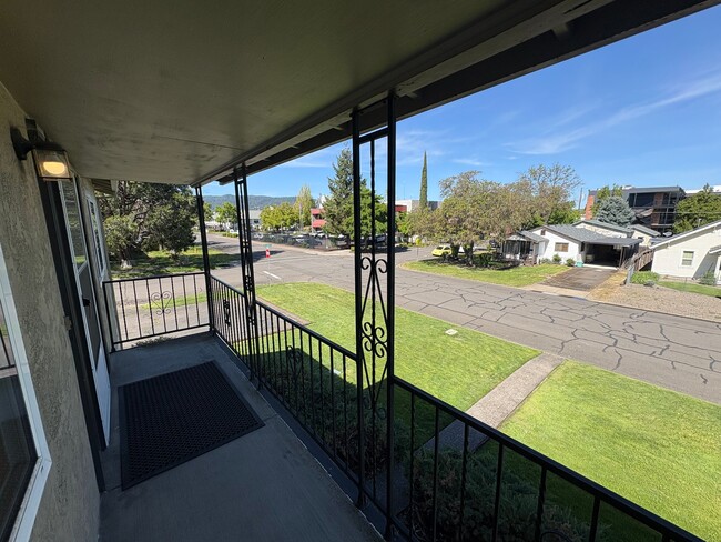 Photo - 350 Alder St Unit 4