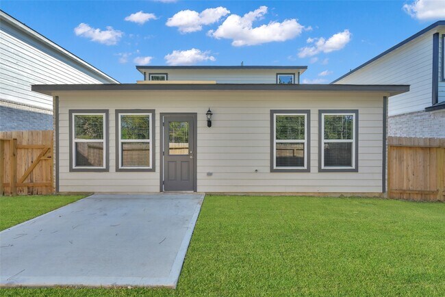 Photo - 52 Ashe Juniper Wy