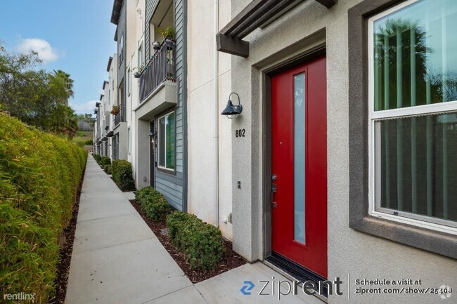 Building Photo - 3 br, 3.5 bath Condo - 2572 S Escondido Bl...