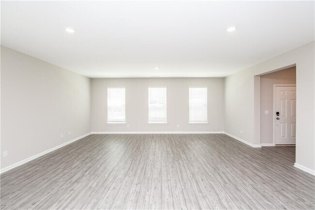 Photo - 129 Golden Eagle Pkwy