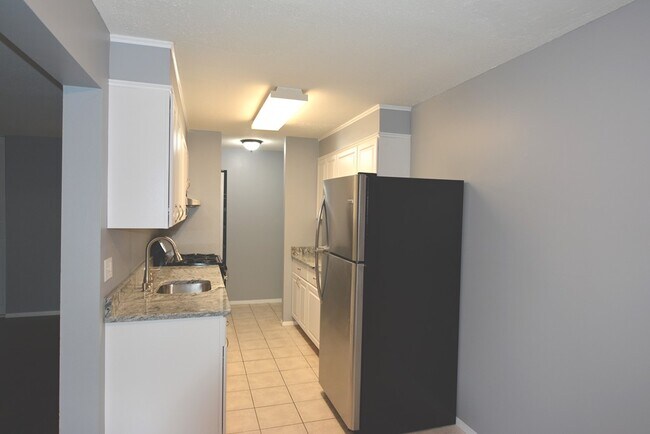 Photo - 40 Shrewsbury Green Dr Unit C