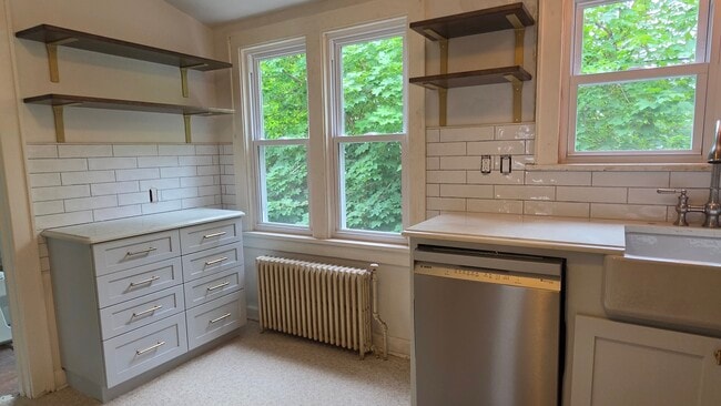 Photo - 3813 N Frederick Ave