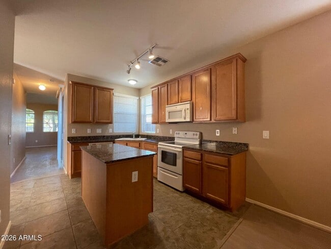Photo - 10024 E Isleta Ave
