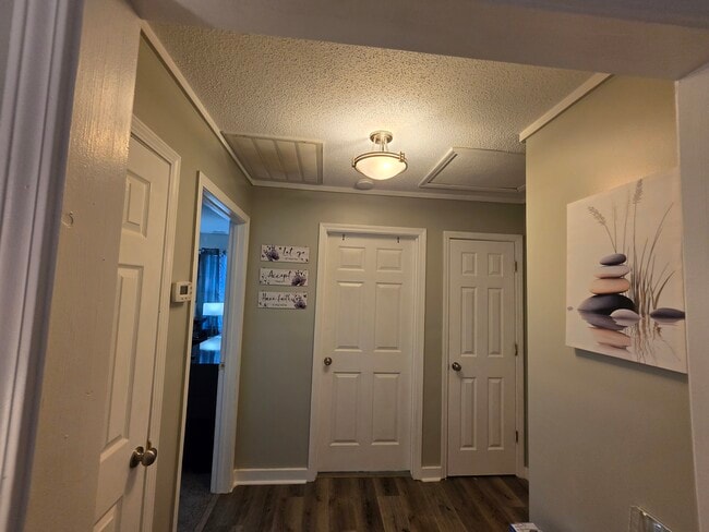 Hallway - 1555 Lyons Center Rd