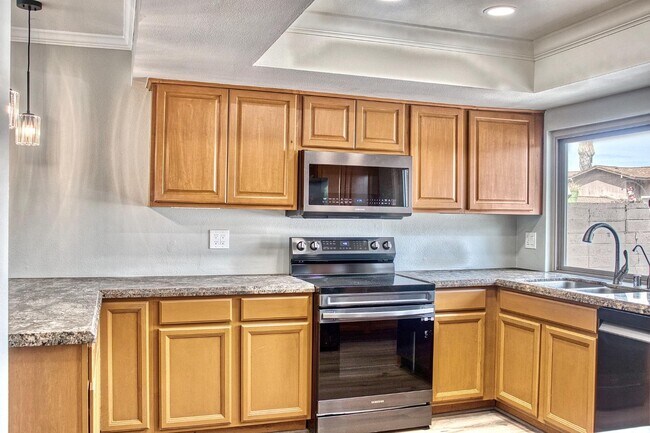 Photo - 600 Sheffield Ct Casa Adosada