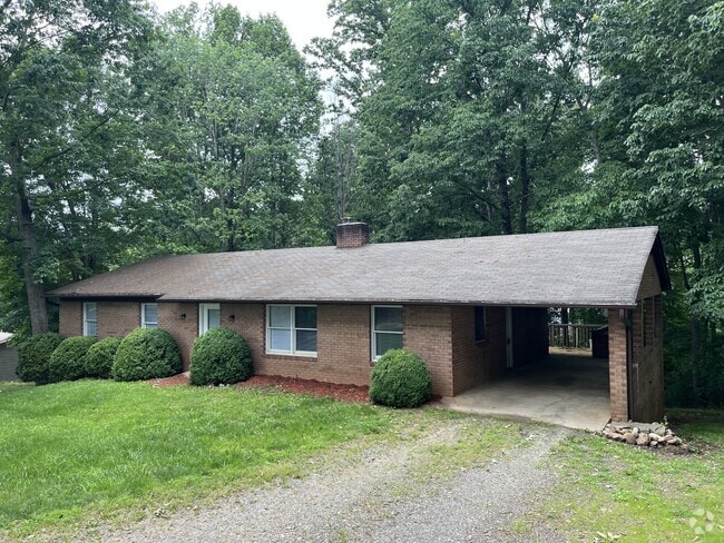 Building Photo - 815 Roy Edwards Ln Rental