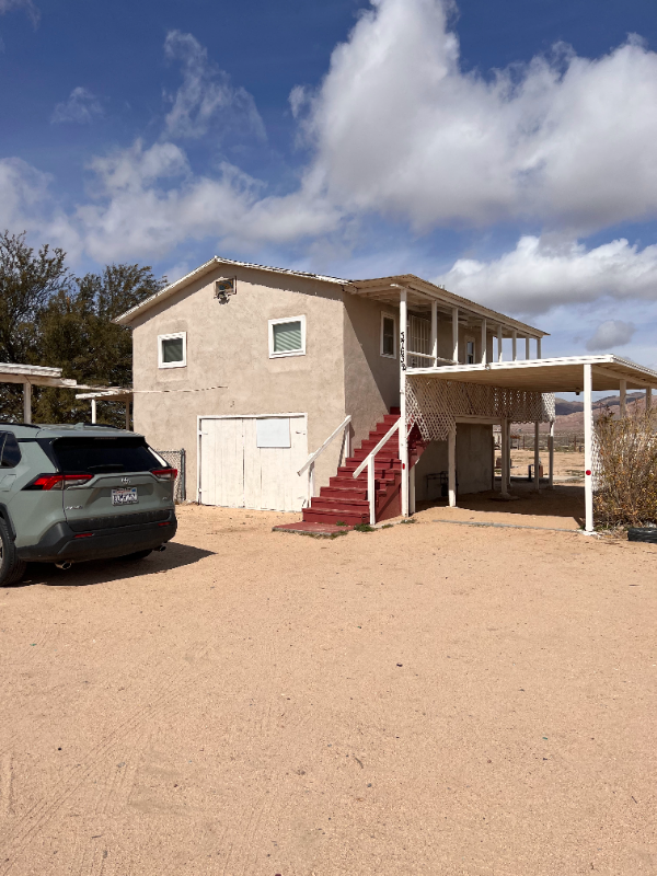 Building Photo - 37632 Yermo Rd Rental