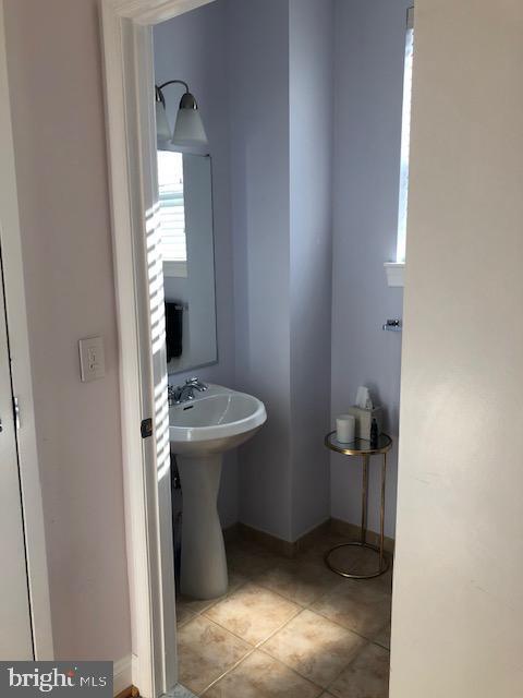 Photo - 1633 N Colonial Terrace Unit 201