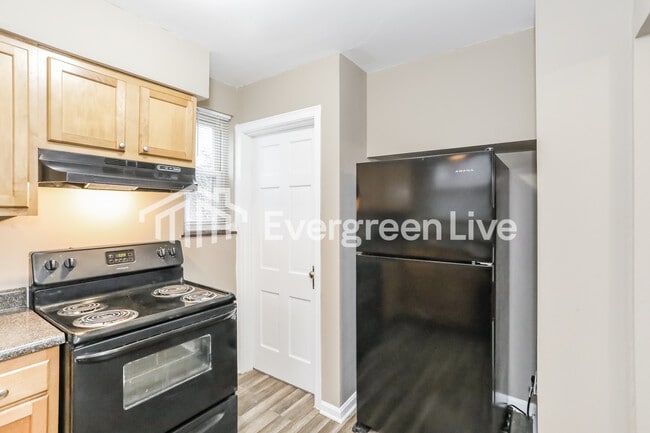 Photo - 5104 Lillian Dr