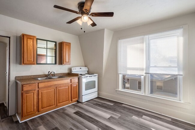 Photo - 811 12th Ave Unit 811 12th Ave - Upper