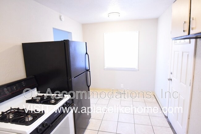 Photo - 8107 E 89 Terrace