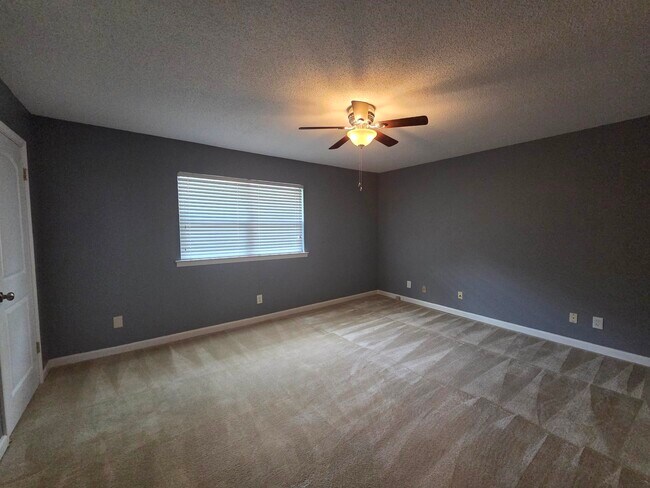 Photo - 2106 Harbert Ave