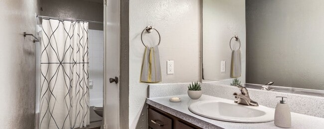 Photo - Shadow Ridge