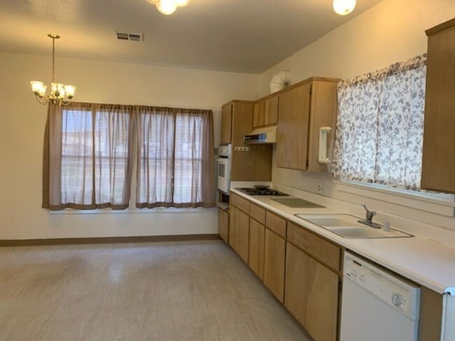 Photo - Fresh Interior