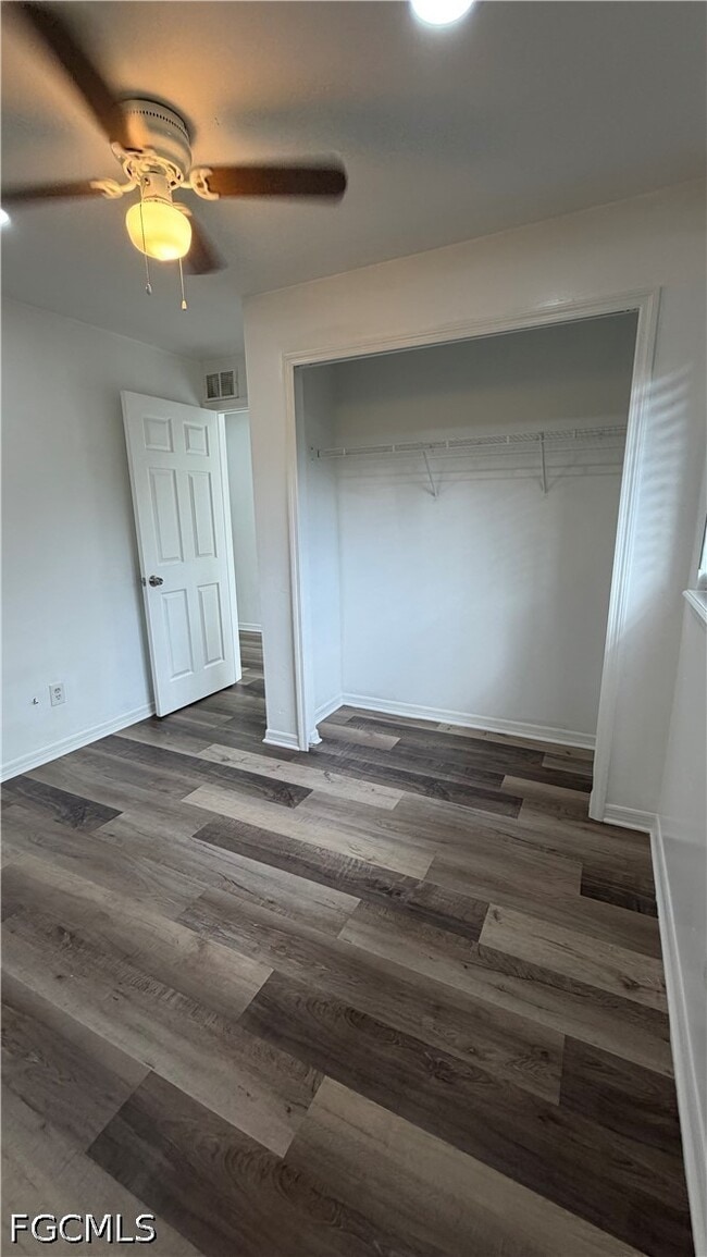 Photo - 5046 Locke Ln