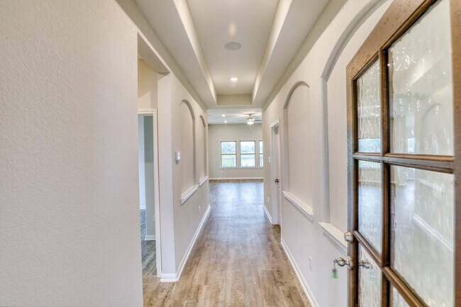 Photo - 201 Bryan Wy