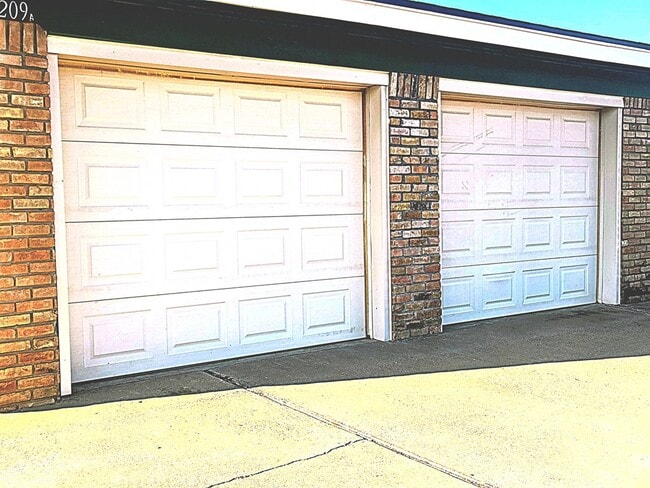 Photo - 3209 W Wadley Ave