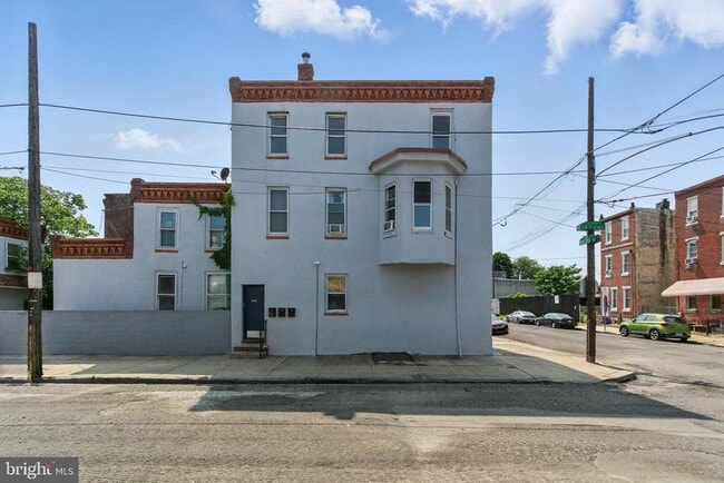 Building Photo - 5000 Master St Rental