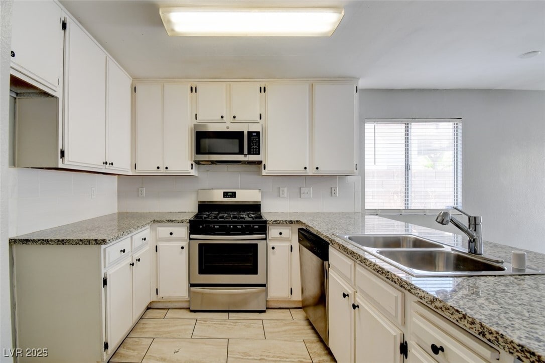 Photo - 7732 Parnell Ave