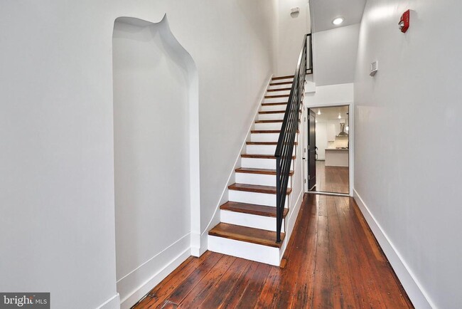 Photo - 1437 N Franklin St Unidad 1