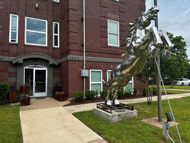 Photo - 1403 Corinth St