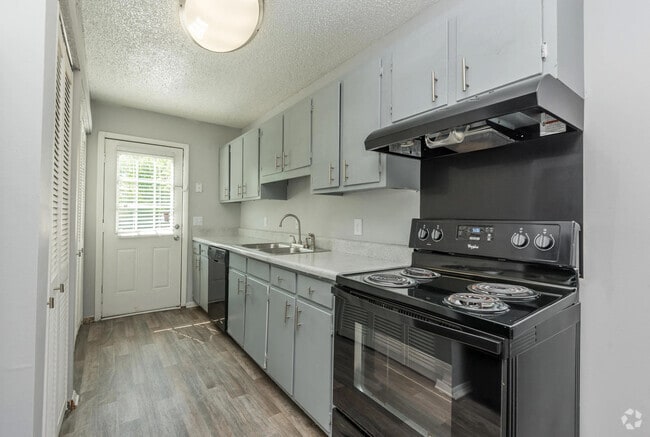 Building Photo - Crossings at Madison Rental