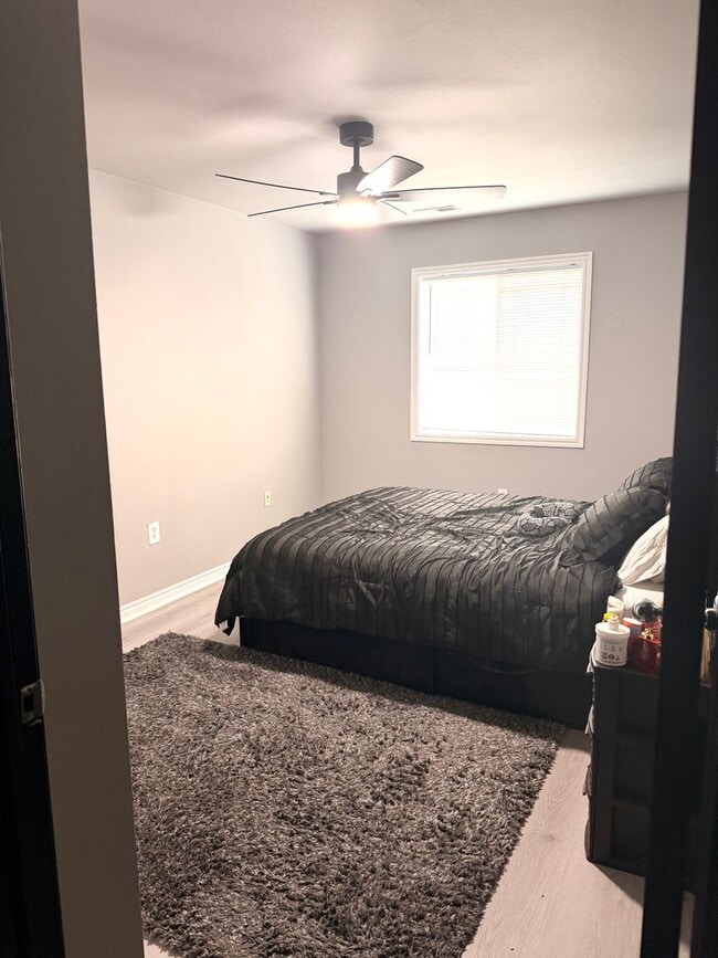 Photo - Spacious Townhome, Close to Fort Riley!
