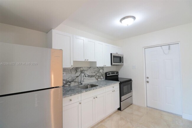 Photo - 3014 NW 6th St