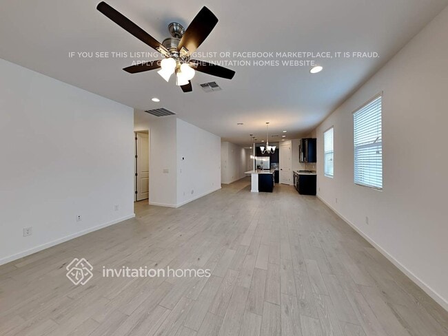 Photo - 17660 W Fetlock Trl